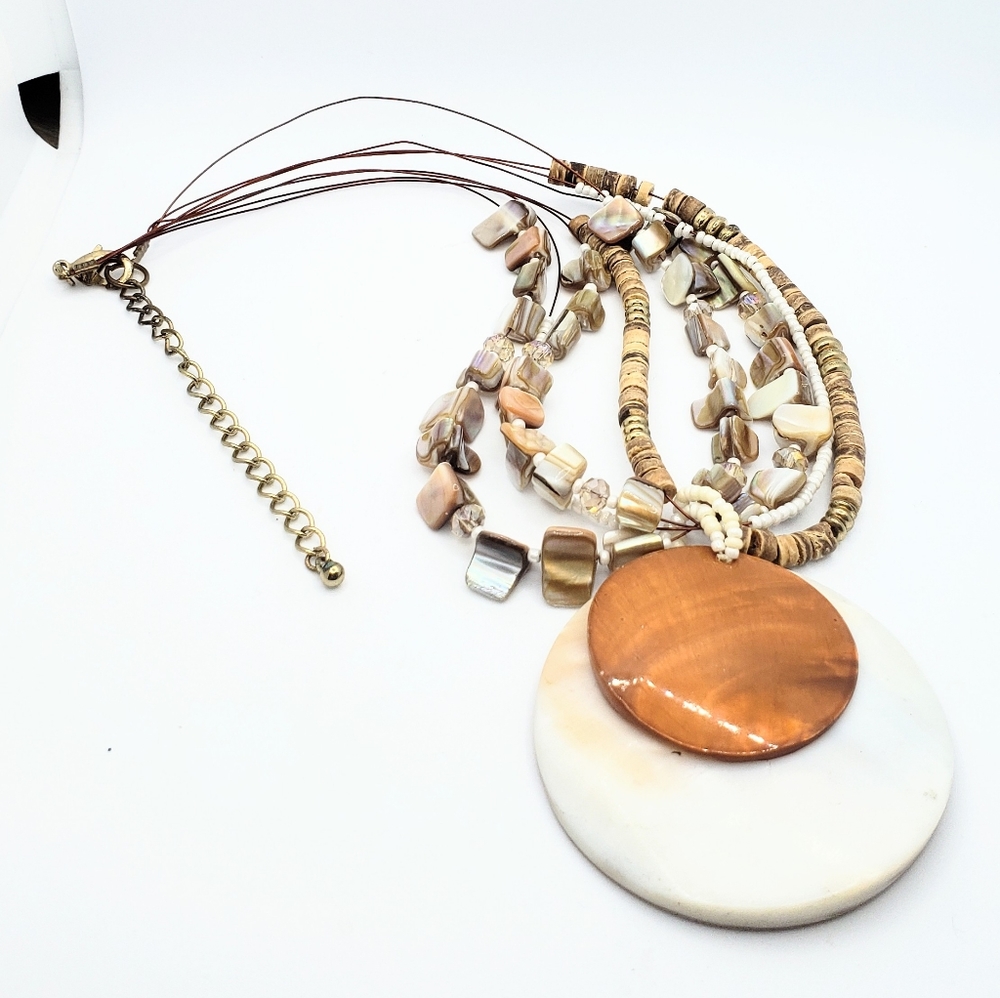 Necklace Beaded Pearls, Amber colors w/Copper Pearl color Pendant - Picture 2 of 2